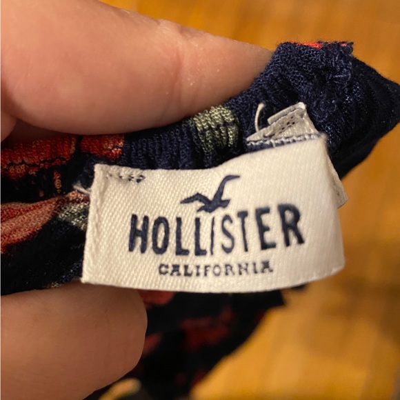 HOLLISTER TOP - Picture 3 of 3